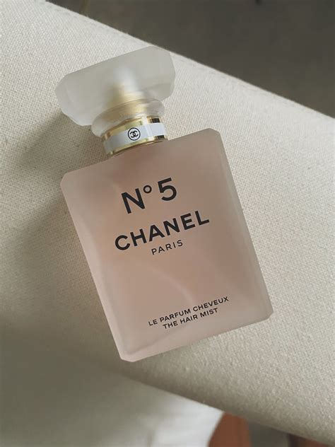 chanel no 5 review.